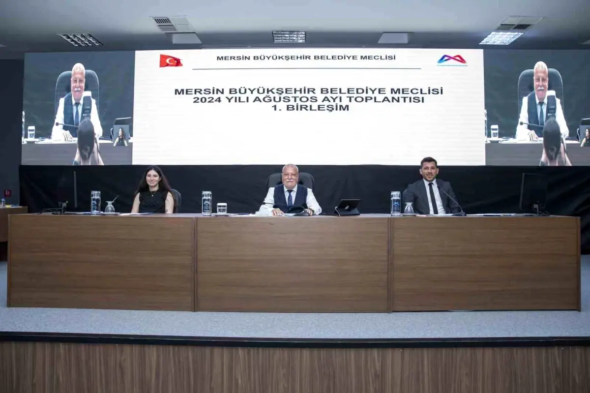 Mersin Büyükşehir Belediye Meclisi\'nde ötekileştirmeye karşı duruş