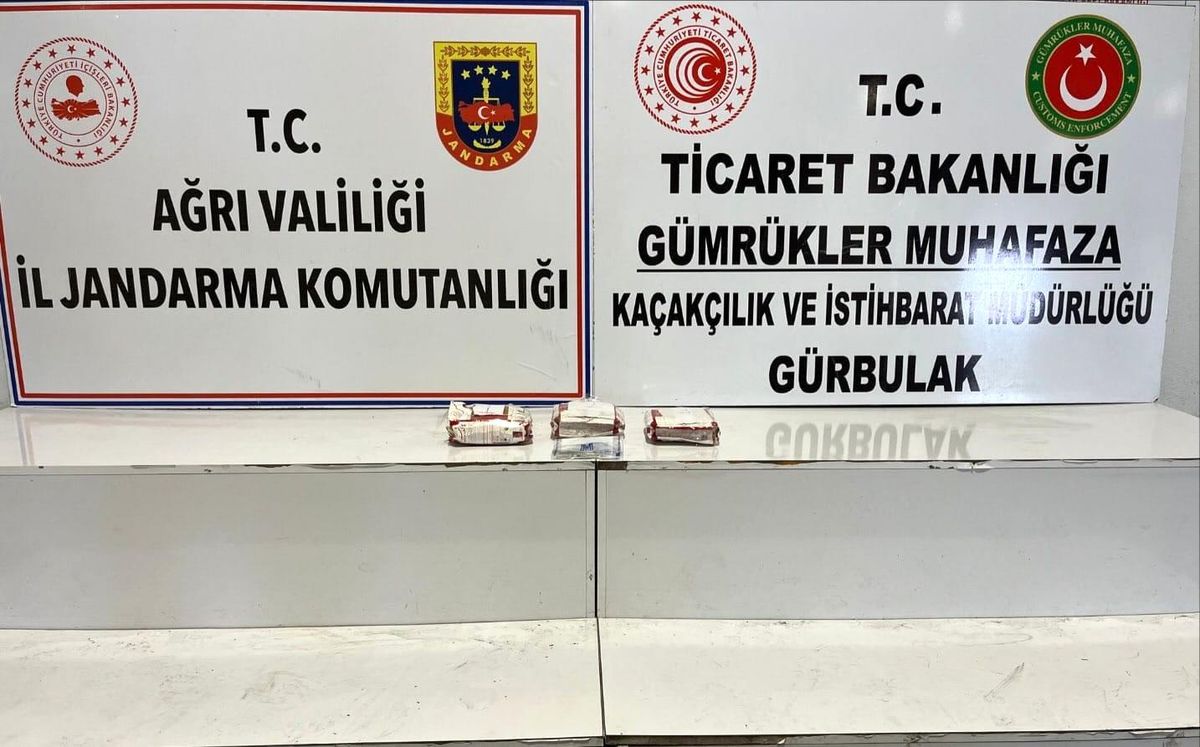 Ağrı\'da çekici içerisinde metamfetamin ele geçirildi
