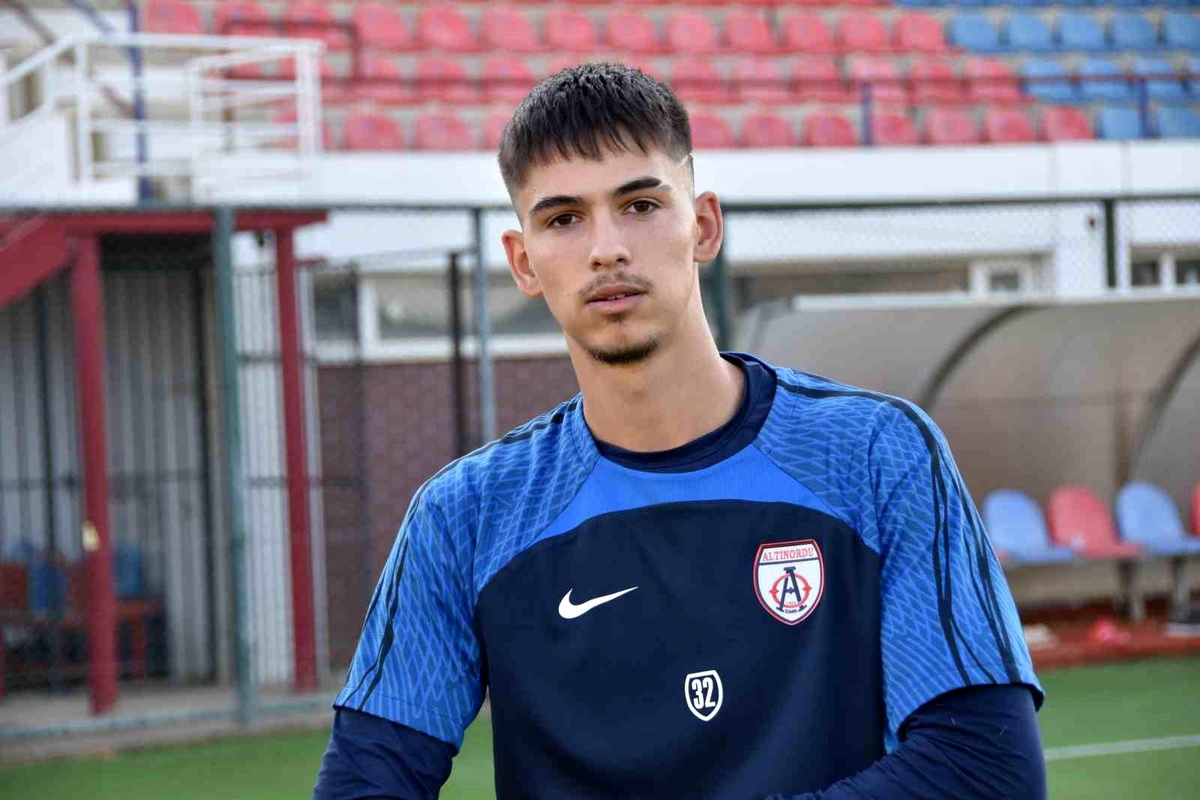 Altınordu Genç Futbolcuları Yeni Sezon Öncesi Hedeflerini Açıkladı