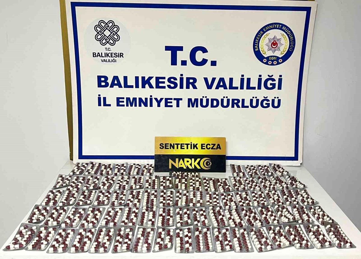 Ayvalık\'ta Uyuşturucu Satıcısı Yakalandı