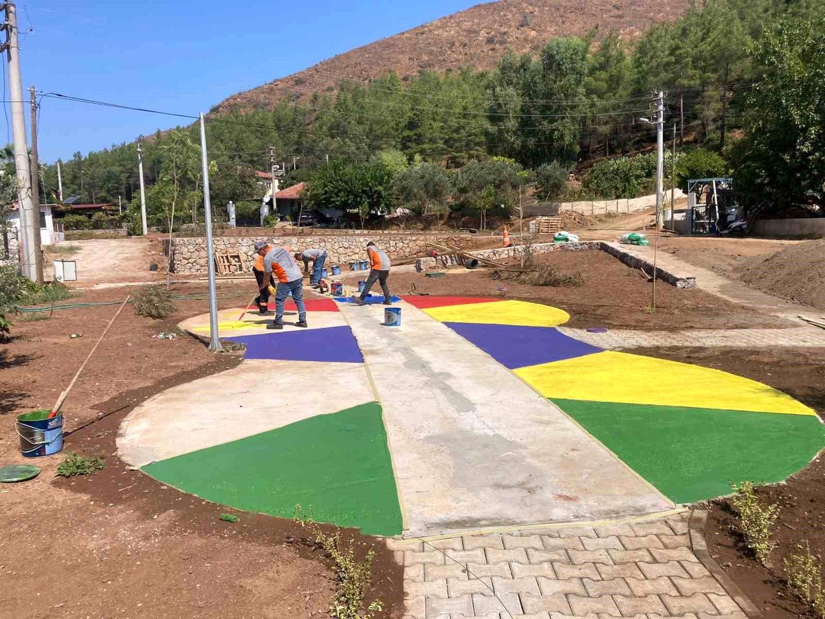 Marmaris Hisarönü Mahallesi\'nde Yeni Park Hizmete Açılıyor