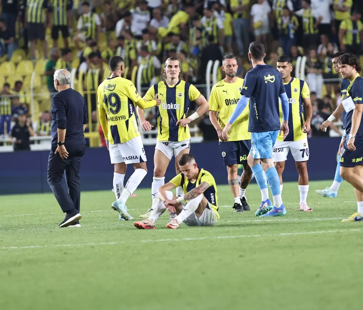 Fenerbahçe UEFA Şampiyonlar Ligi\'ne veda etti