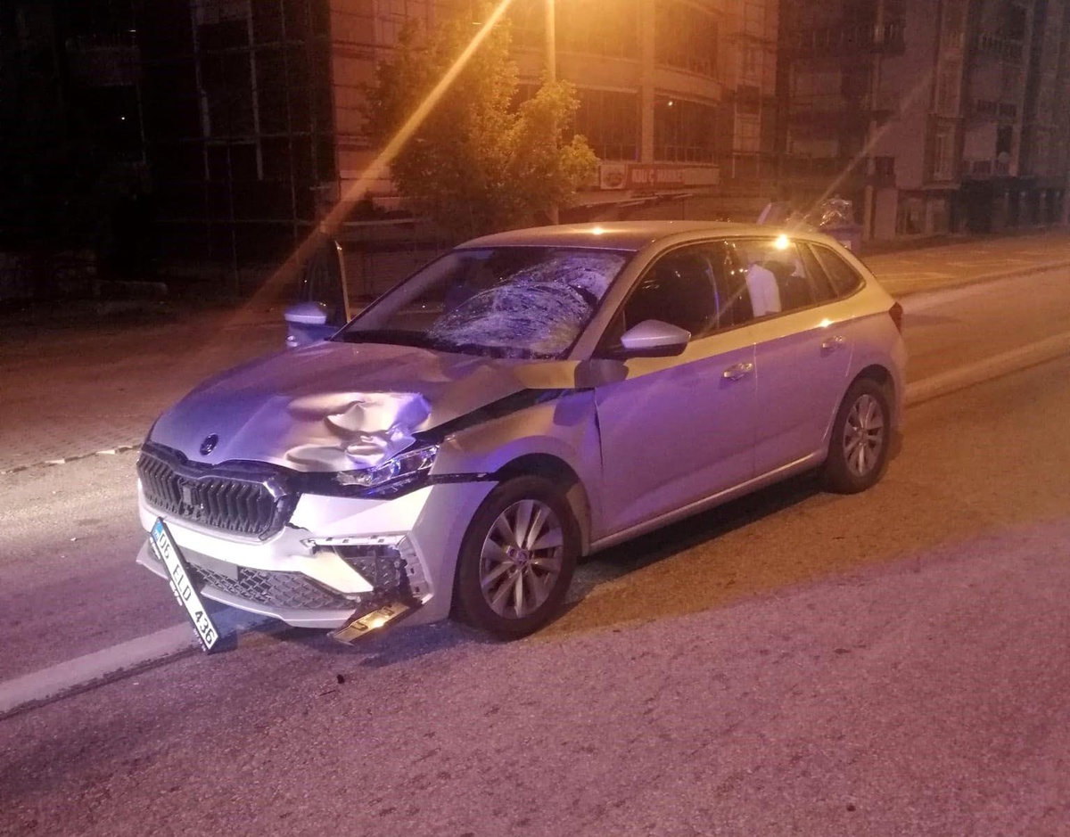 Konya\'da Otomobilin Çarptığı Genç Kız Hayatını Kaybetti