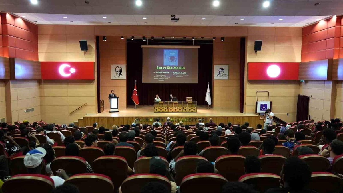 Karabük Üniversitesi TÖMER\'den \'Saz ve Söz Meclisi\' etkinliği
