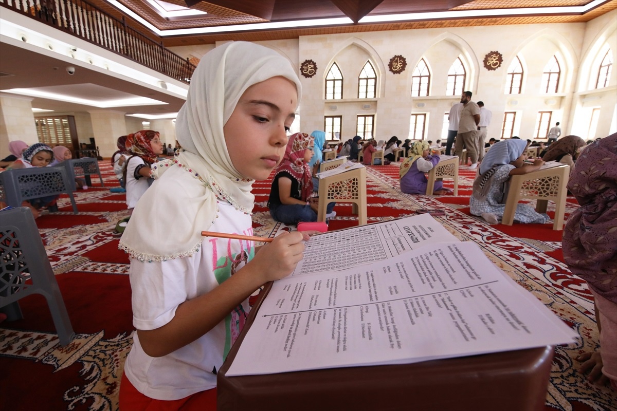 Darende\'de Yaz Kuran Kursları Bilgi Yarışması Düzenlendi