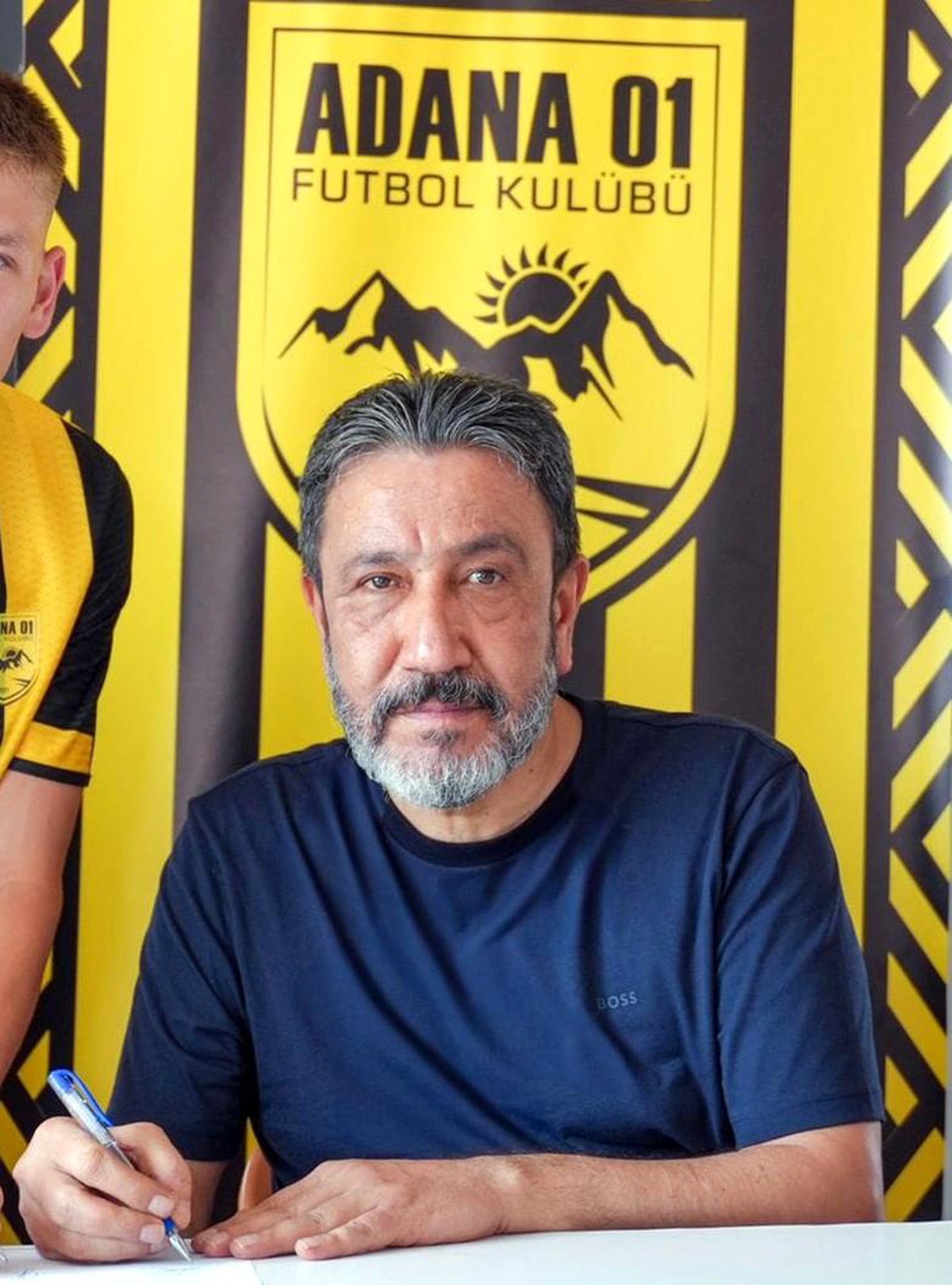 Adana 01 Futbol Kulübü Başkanı: Fazla para harcamakla şampiyon olunmaz