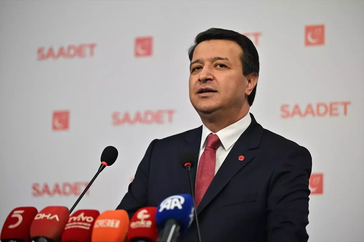 Saadet Partisi Genel Başkanvekili Mahmut Arıkan, parti genel başkanı seçimi için olağan kongrenin bekleneceğini bildirdi