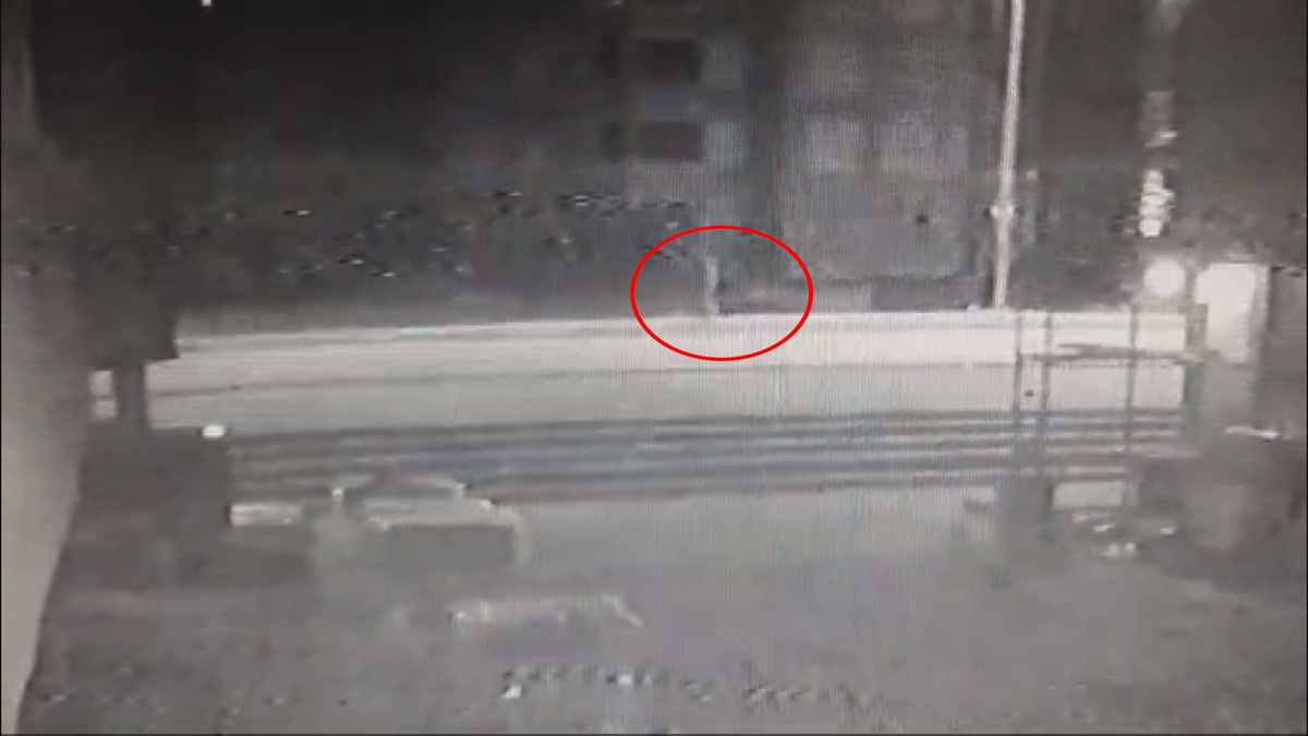 Konya\'da Otomobilin Çarptığı Kazanın Güvenlik Kamerası Görüntüleri Ortaya Çıktı