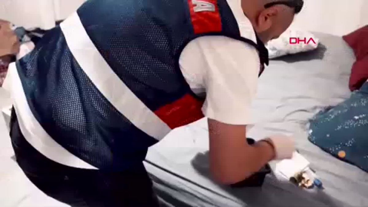 Afyonkarahisar\'da düğünlerde silahla havaya ateş eden 13 kişi yakalandı