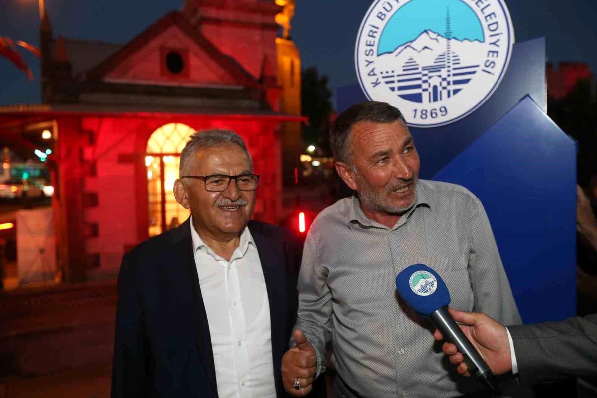 Kayseri\'de Gurbetçilere Hizmet Veren İrtibat Merkezi Yoğun İlgi Görüyor