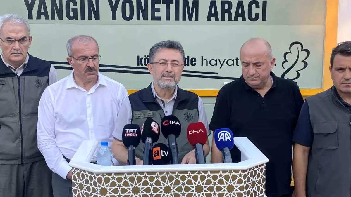 Bakan Yumaklı: "Yangın yaklaşık 7 kilometrelik bir hat oluşturdu"