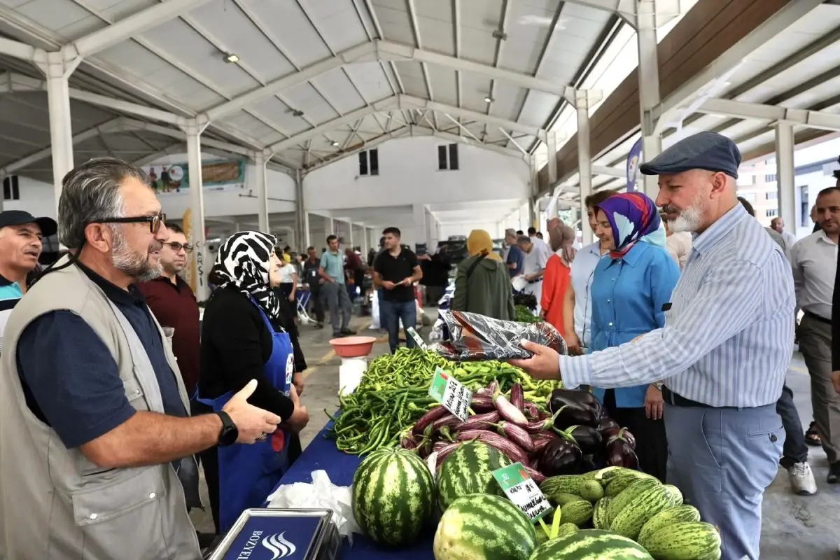 Kayserililer, Yüzde 100 Ekolojik Pazar\'a Teşekkür Etti