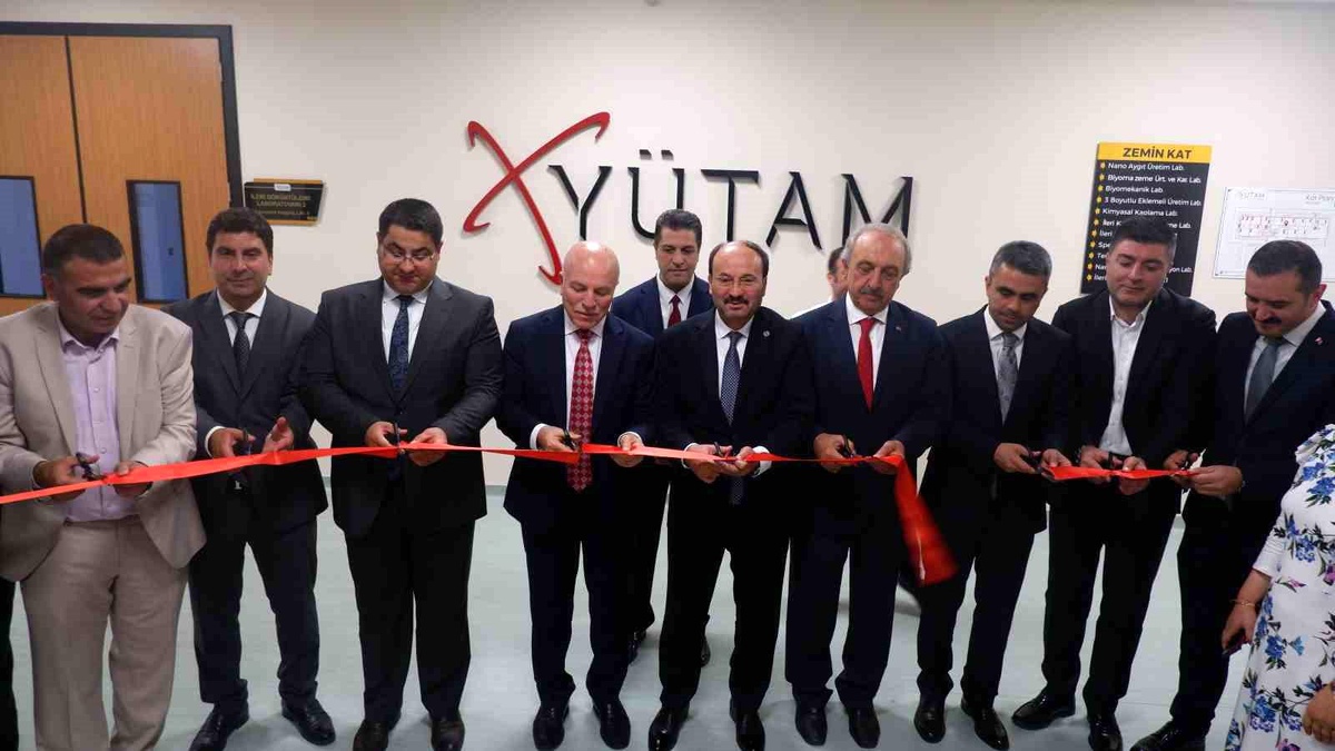 Erzurum Teknik Üniversitesi\'nde Tohum Teknolojisi ve Üretimi Ar-Ge Laboratuvarı Açıldı