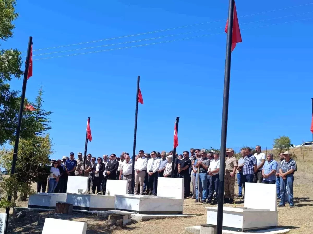 Tunceli\'de şehit edilen siviller ve güvenlik korucuları anıldı