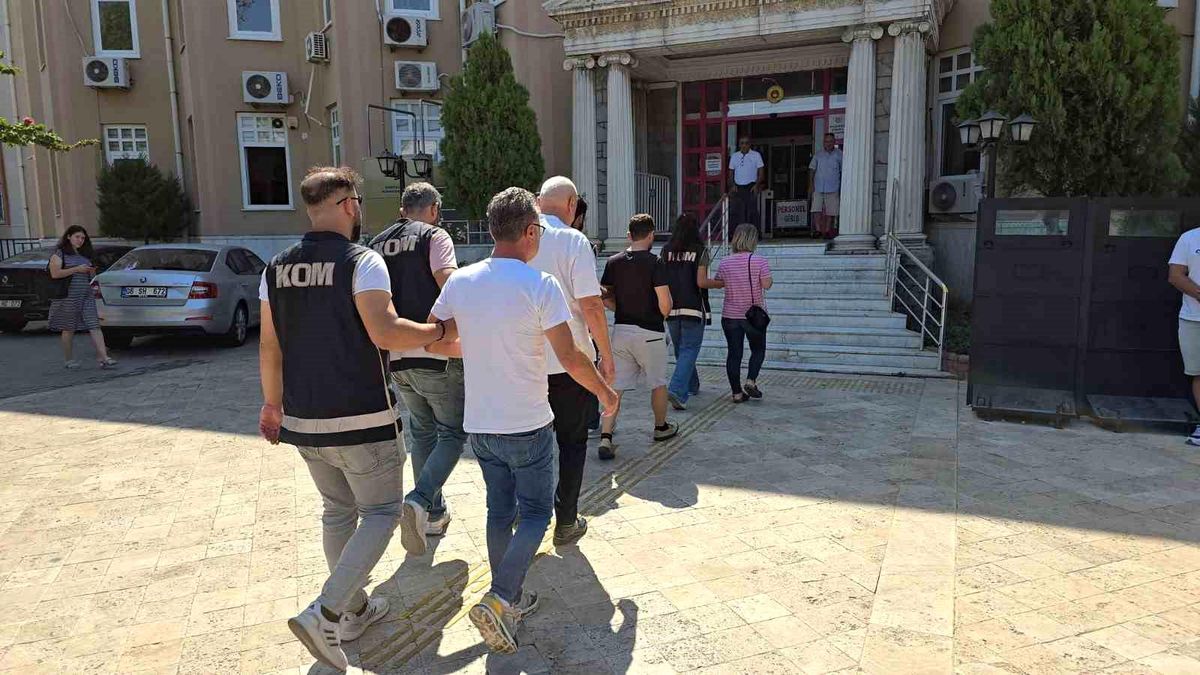 Aydın\'da Usulsüz Para Alan Doktor ve Medikal Ürün Satıcısı Tutuklandı