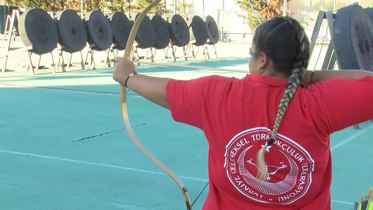 Milli sporcular Kazakistan\'da Dünya Türk Göçebe oyunlarına hazırlanıyor