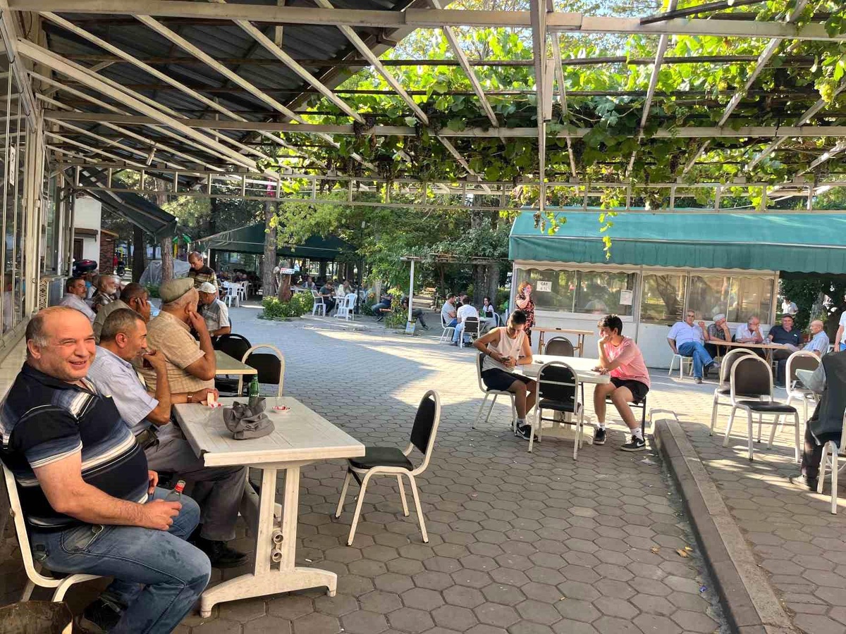 Eskişehir\'de Bıçaklama Olayı Sonrası Parkta Tedirginlik