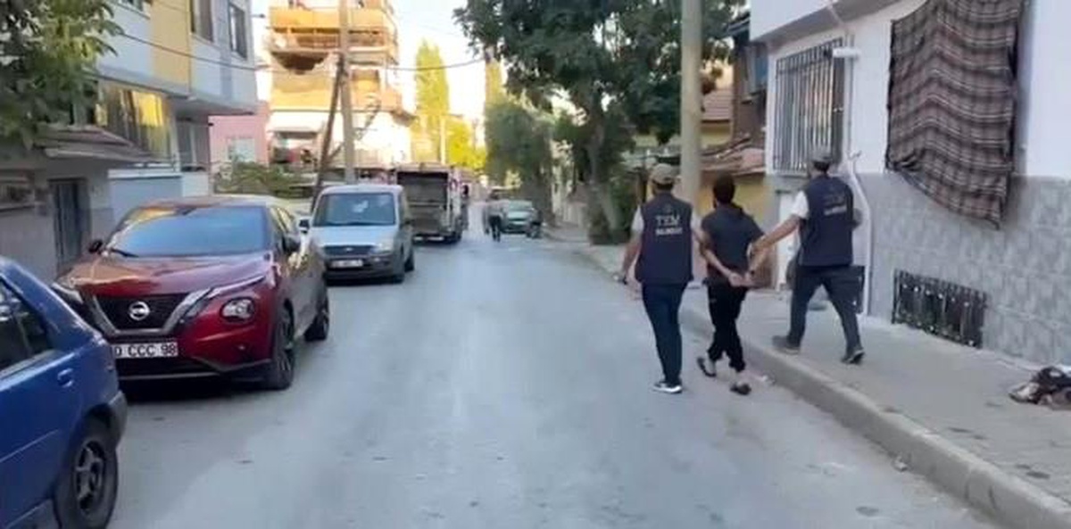 Balıkesir\'de Terör Propagandası Yapan 3 Şahıs Yakalandı