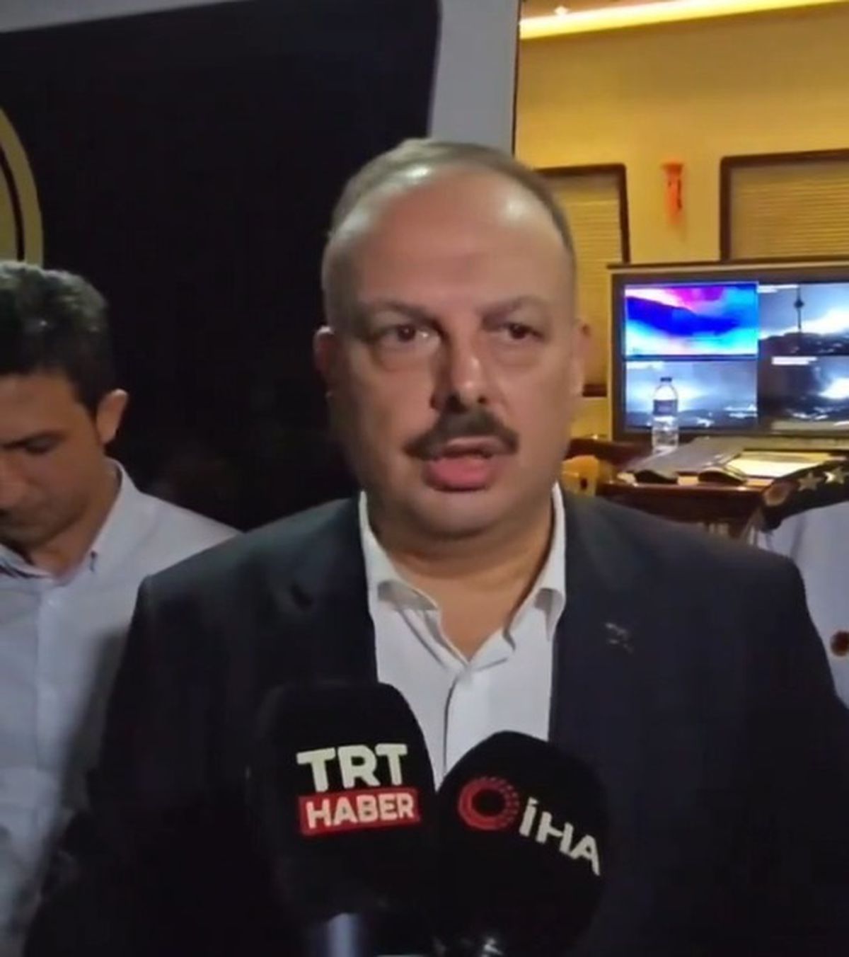 Aydın\'da Orman Yangını: 45 Kişi Evlerinden Tahliye Edildi