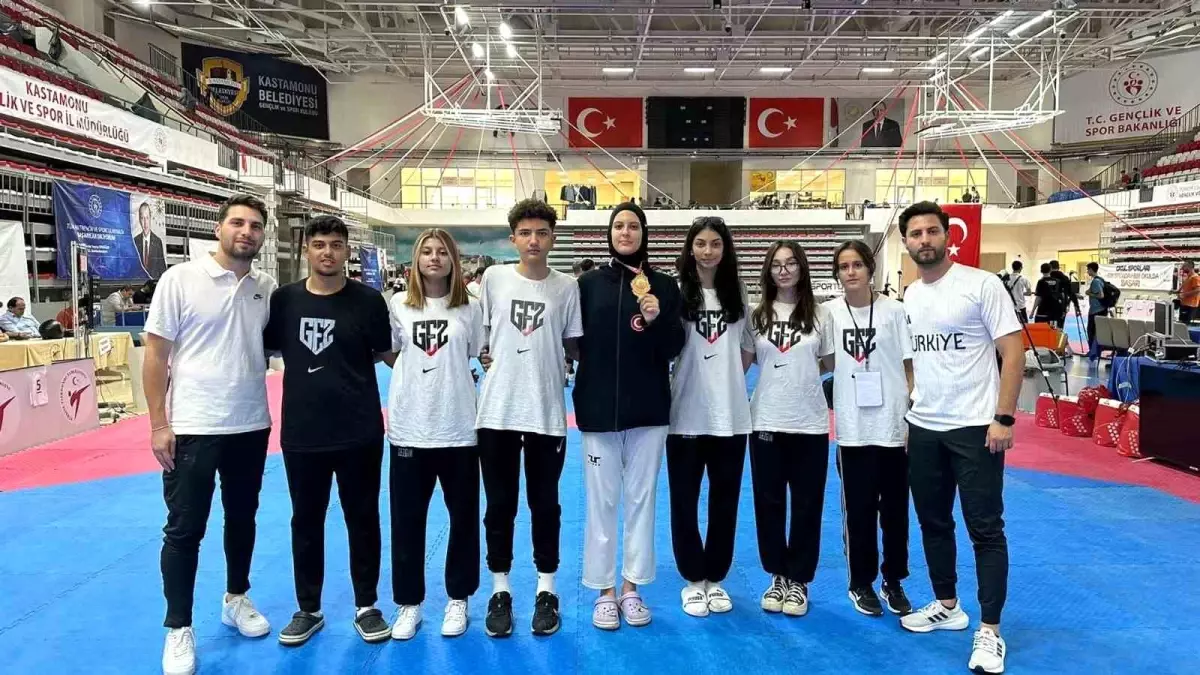 Elifnaz Köseoğlu Türkiye Gençler Taekwondo Şampiyonası\'nda Şampiyon Oldu