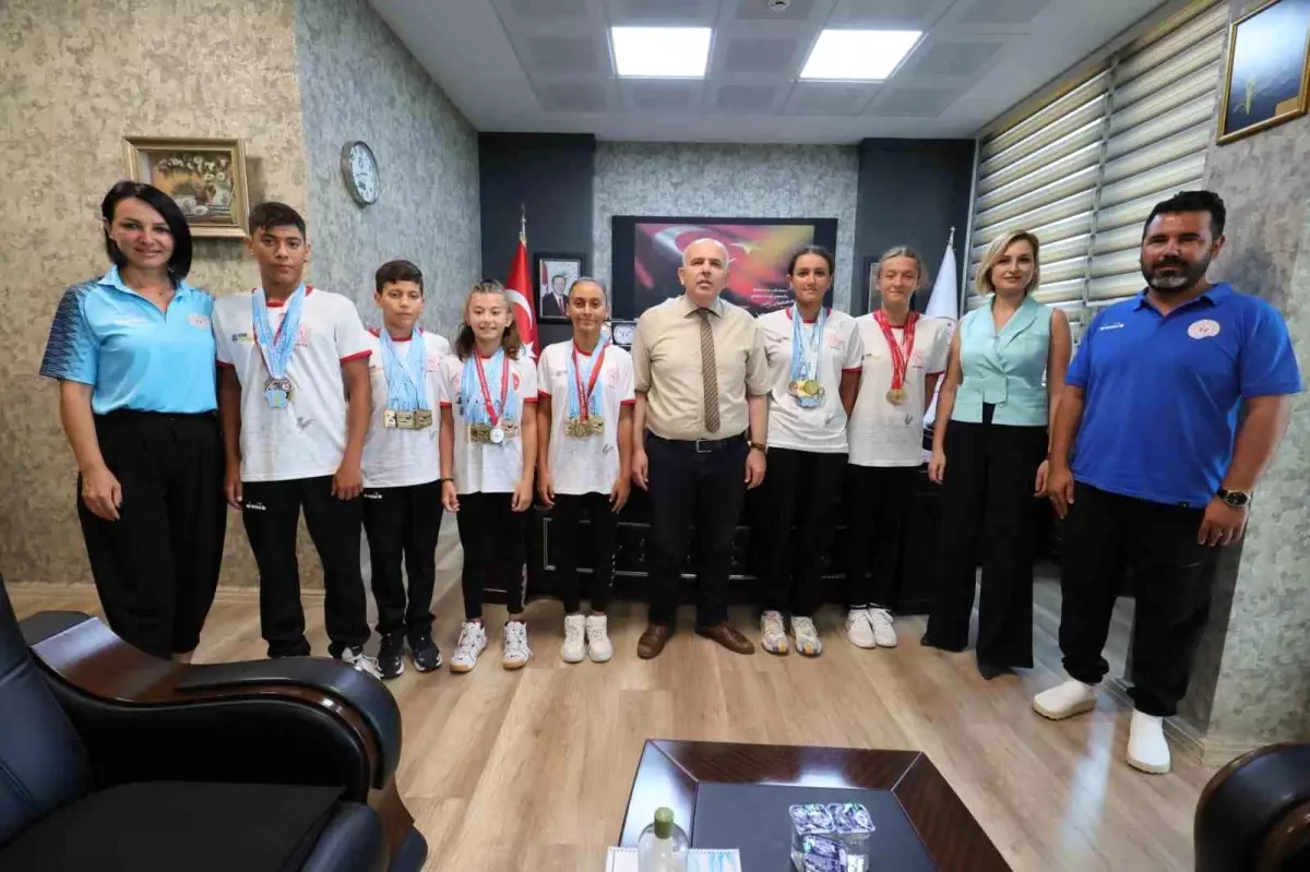 Denizli Büyükşehir Belediyespor Yüzücüleri Ulusal ve Uluslararası Yarışmalarda Başarı Elde Etti