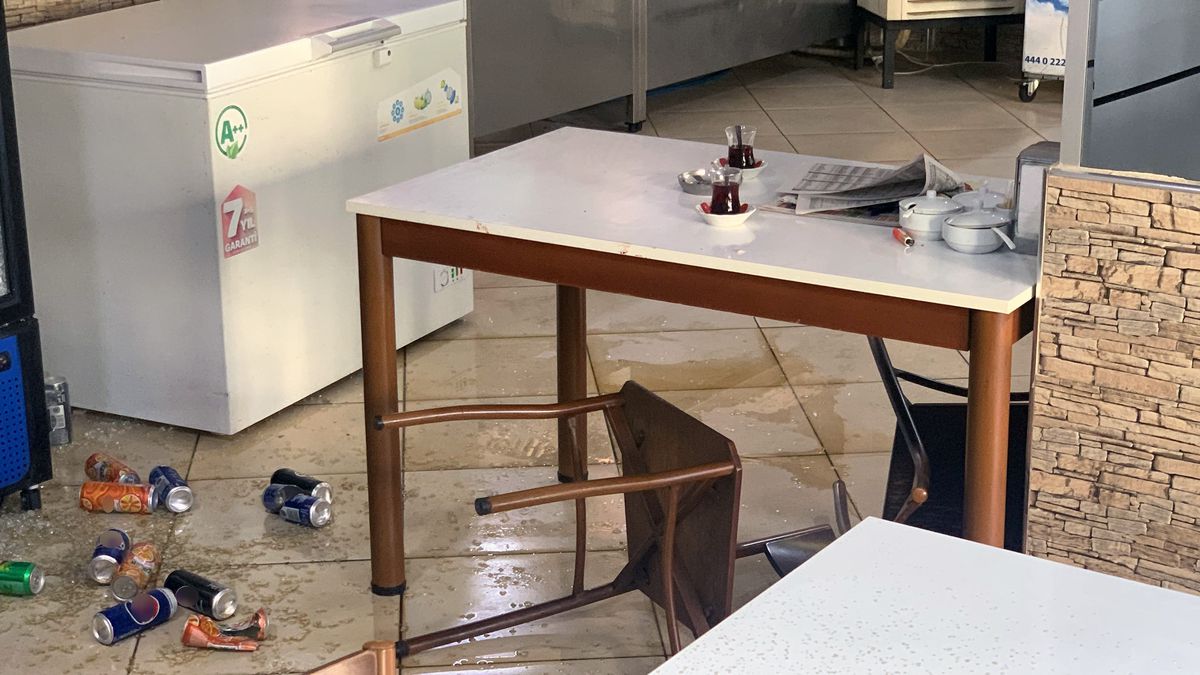 Eski dizi oyuncusu çorbacıda silahlı saldırıya uğradı