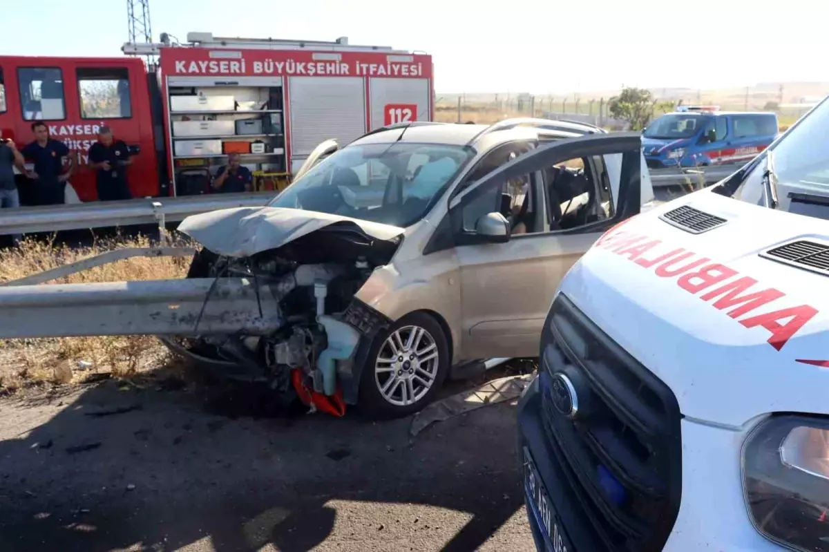 Kayseri\'de feci kaza: Baba ve oğlu hayatını kaybetti