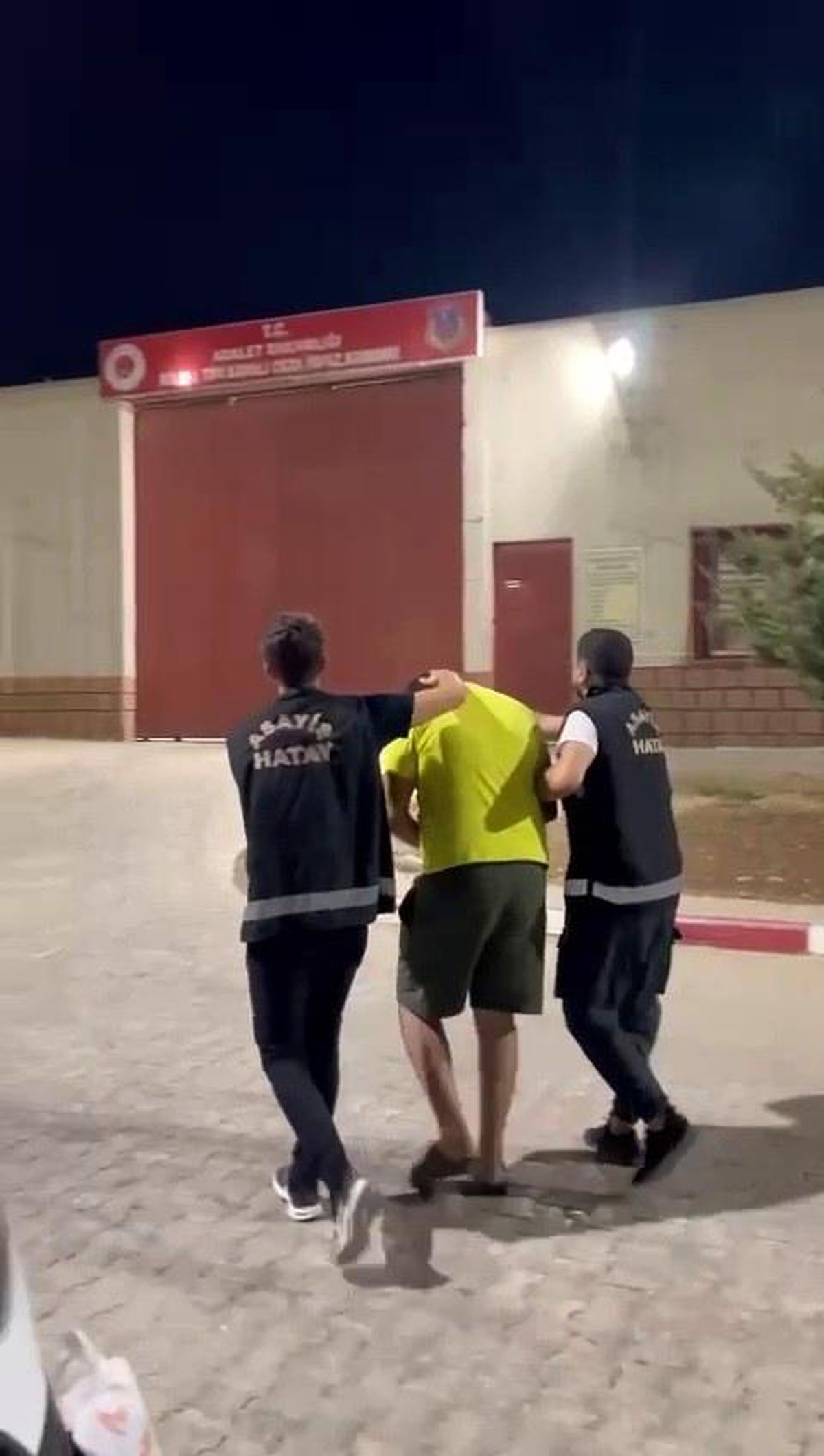 Hatay\'da 6 yıl 6 ay kesinleşmiş hapis cezası bulunan şahıs tutuklandı