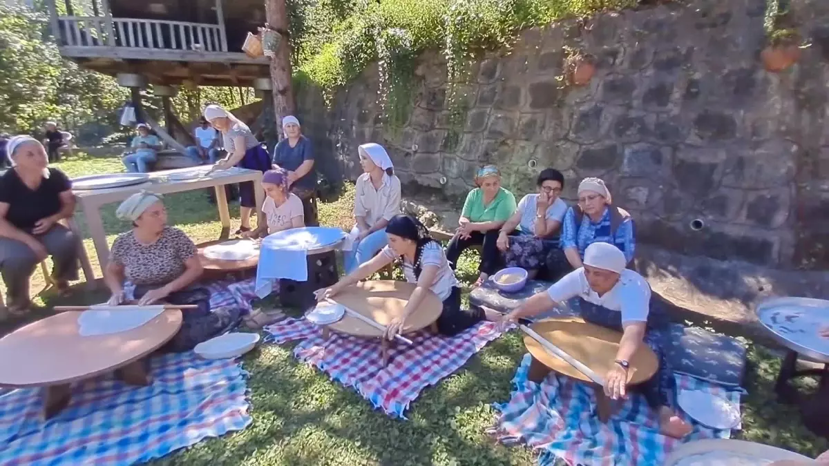 Hopa\'da Kültür Sanat ve Deniz Festivali düzenlendi