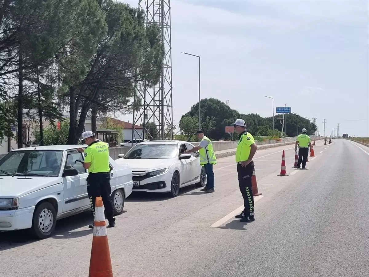 Kırklareli\'de denetimlerde 71 araç trafikten men edildi, 11 sürücünün ehliyetine el konuldu