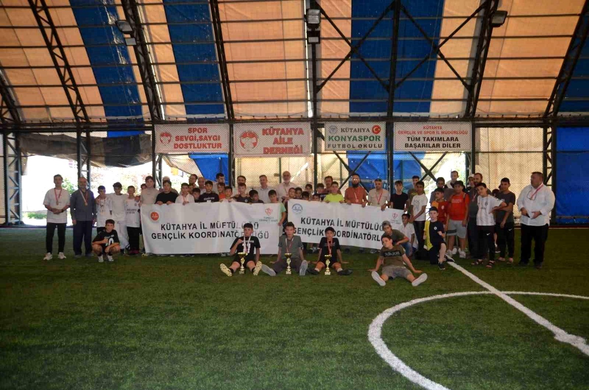 Kütahya Yaz Kur\'an Kursları Futbol Turnuvası Sonuçlandı