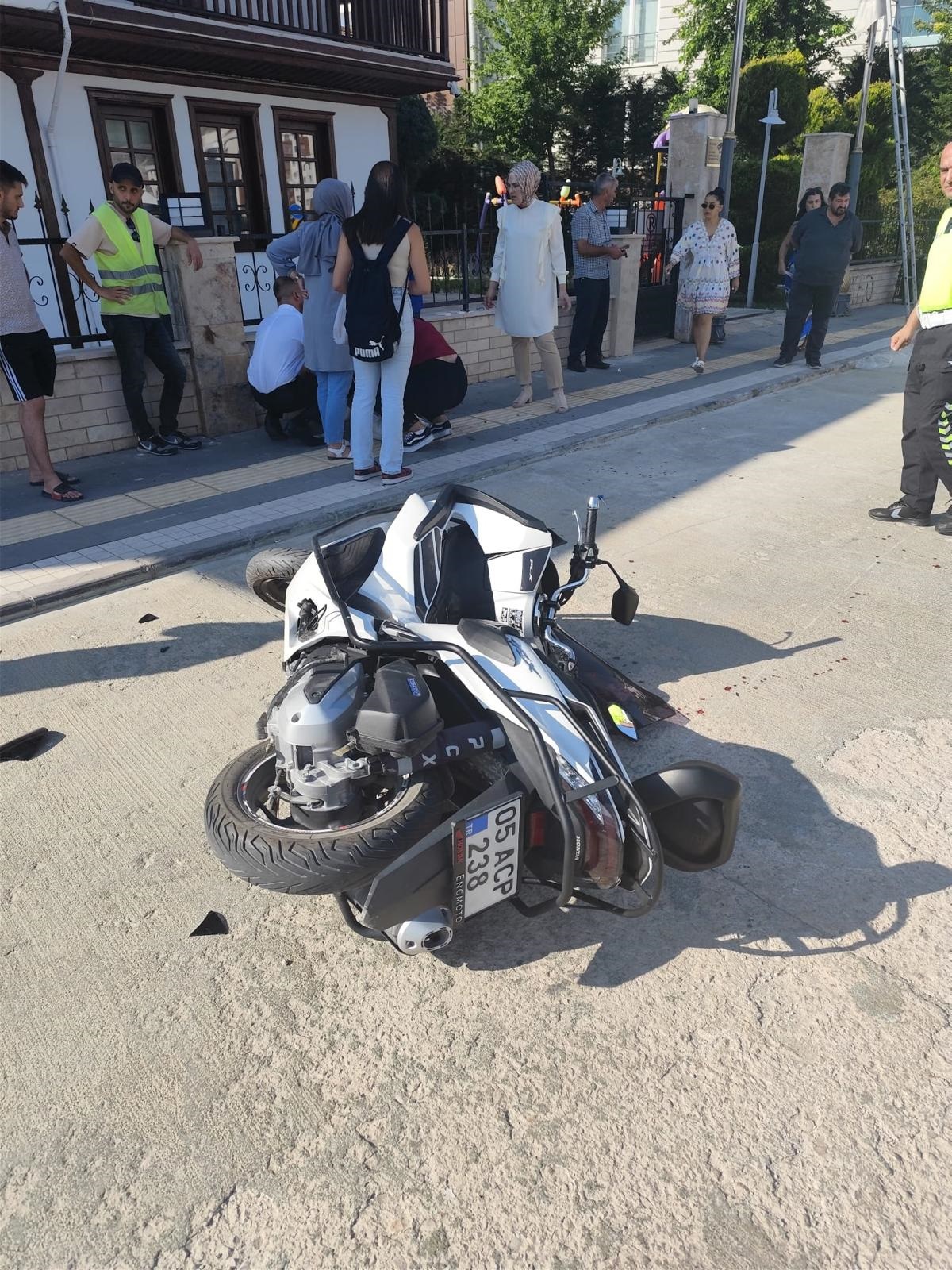 Amasya\'da motosiklet ile bisikletin çarpıştığı kaza