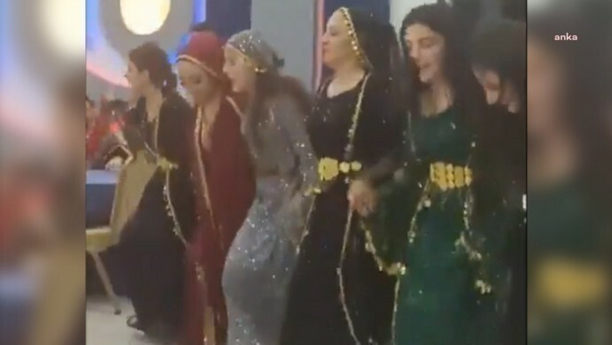 Siirt\'te terör propagandası yaptıkları iddiasıyla tutuklanan 4 kişi tahliye edildi