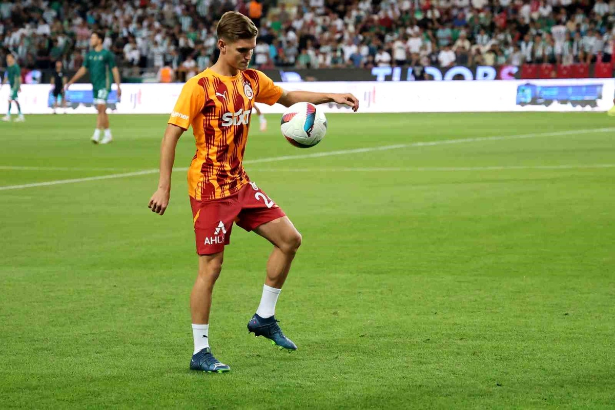 Trendyol Süper Lig: Konyaspor: 0 Galatasaray: 0 (Maç devam ediyor)