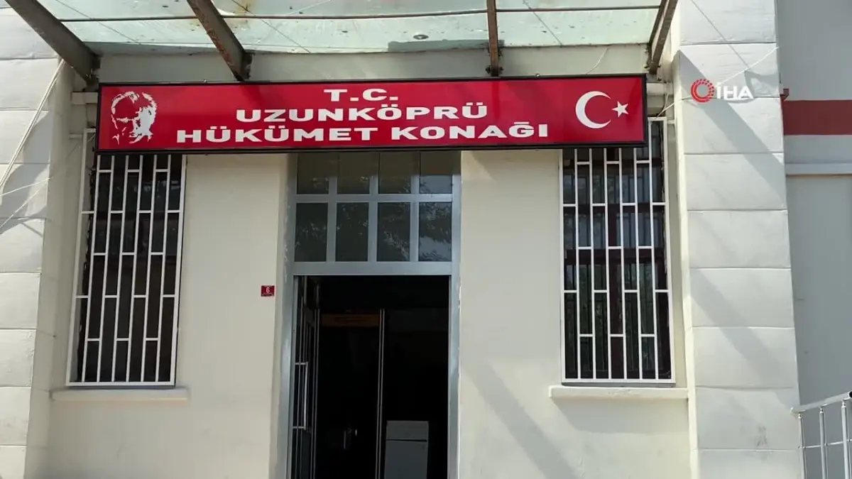 Uzunköprü\'de Köpek Ölümleri ile İlgili Gözaltılar: Belediyeye Bağlı Dört Personel Sorumlu Bulundu