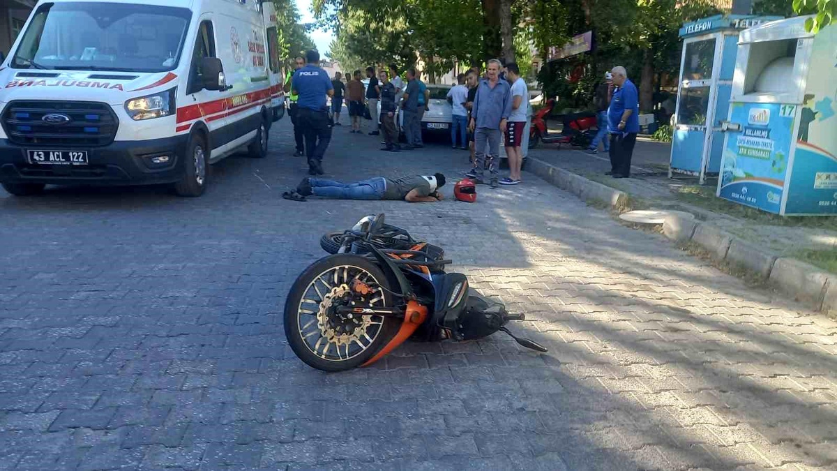 Kütahya\'da trafik kazası: 2 kişi yaralandı