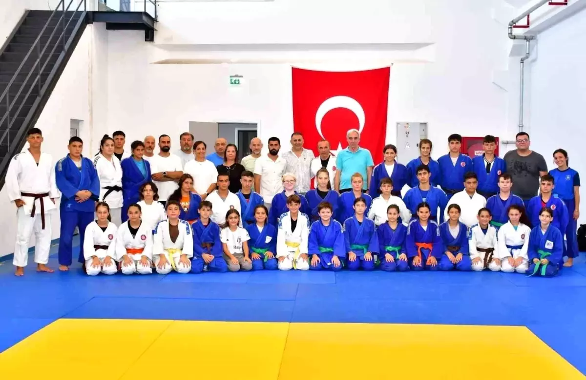 Yunusemre Belediyesi Judo Branşında Yeni Sezona Hazırlanıyor