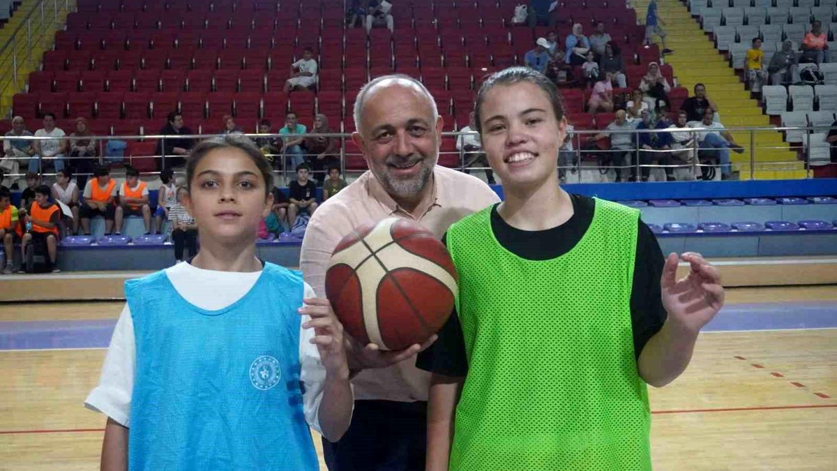 Afyonkarahisar Gençlik ve Spor Bakanlığı Spor Okulları Basketbol Turnuvası