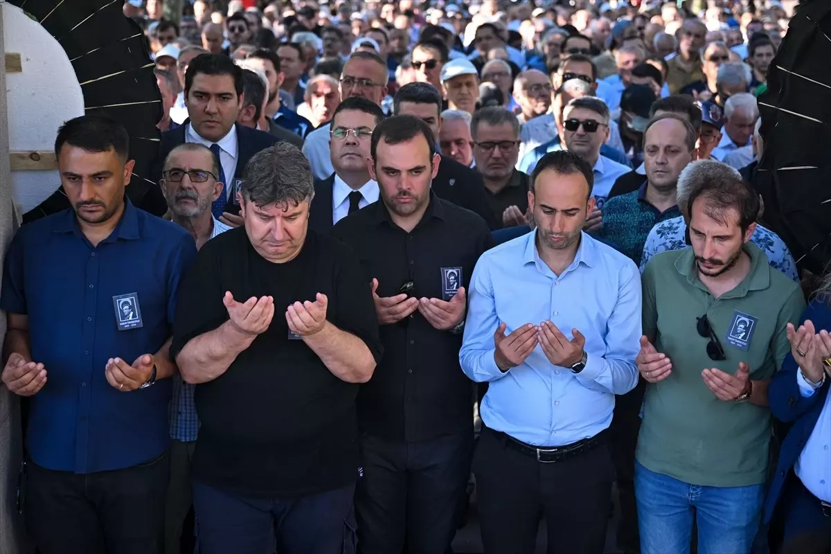 Yakup Ömeroğlu Hacı Bayram Camisi\'nde toprağa verildi