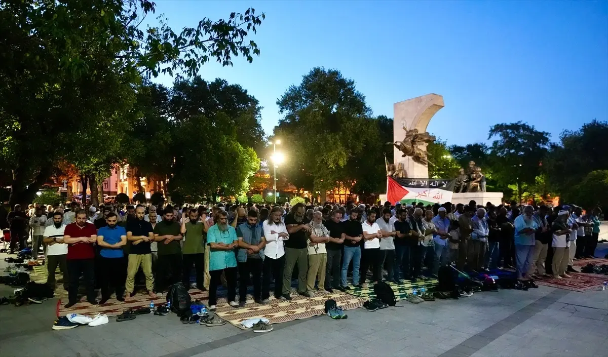 Gazze\'ye Destek İçin İsrail Protestosu