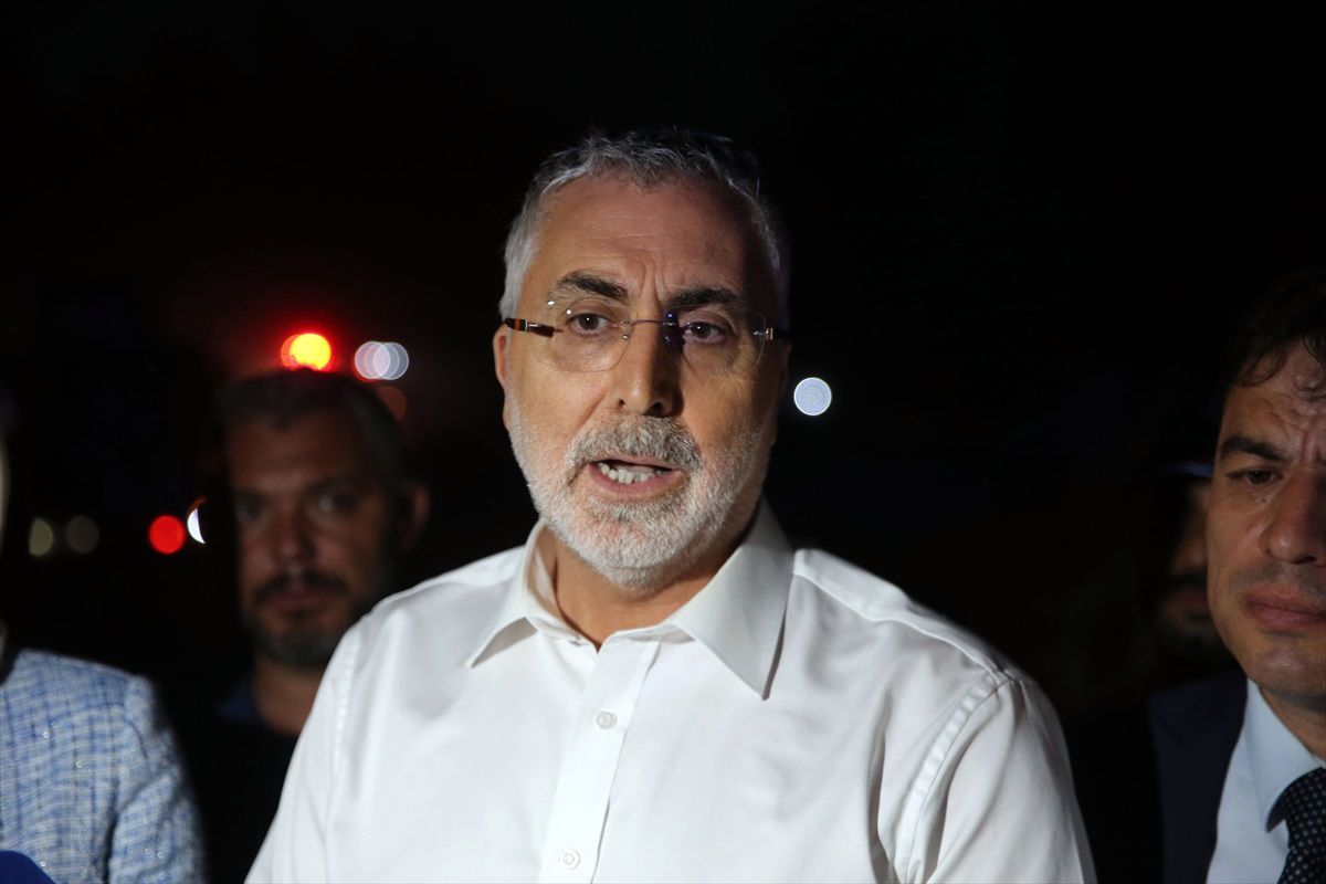Bakan Işıkhan: Vatandaşların Yangınlara Karşı Teyakkuzda Olmasını İstirham Ediyorum