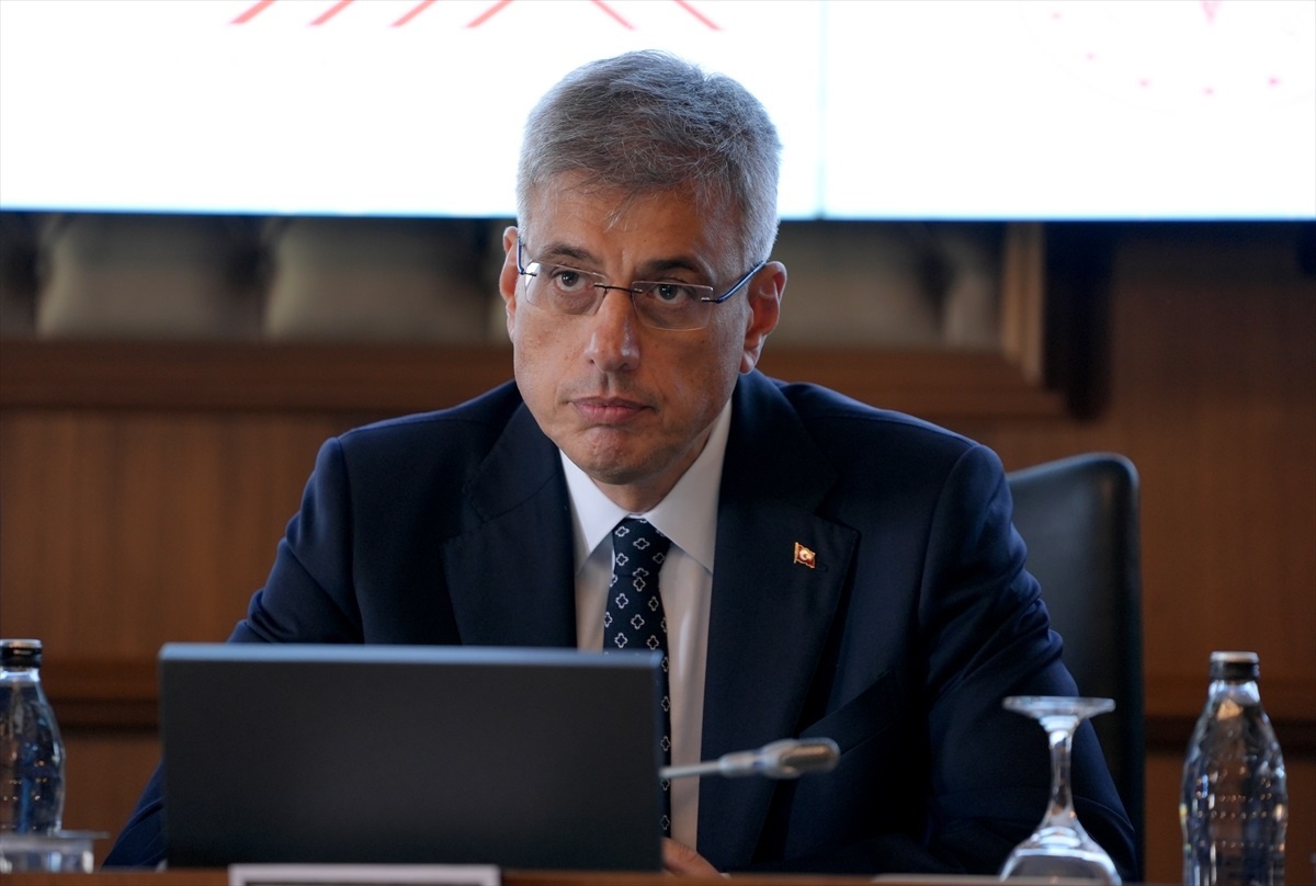 Sağlık Bakanı Memişoğlu: Türkiye, tıp bilimi alanında yeni şeyler söyleyen bir ülke olmalı