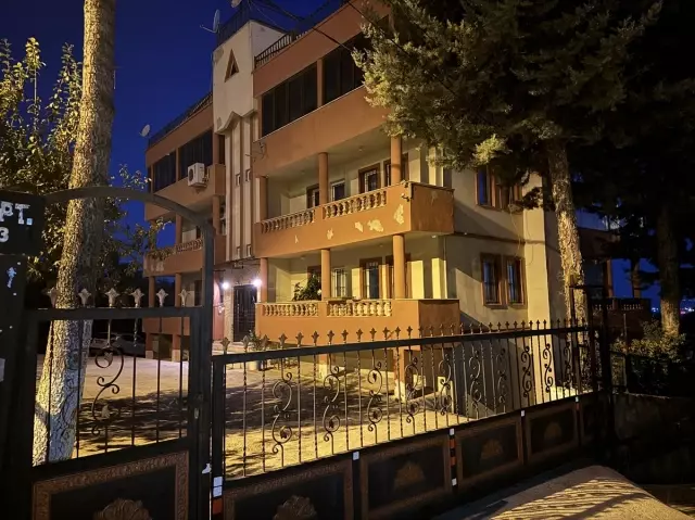 Polisi arayıp babasını ihbar etti! Adrese giden ekipler evde top mermisi buldu