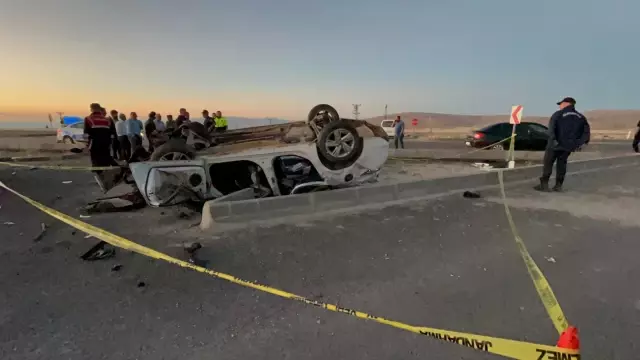 Cenaze yolunda feci kaza! 4 kişi hayatını kaybetti