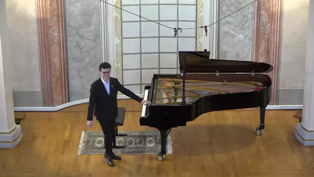 Mimar Sinan Üniversitesi Öğrencisi Alaz İkiz, Almanya\'da Ödül Aldı