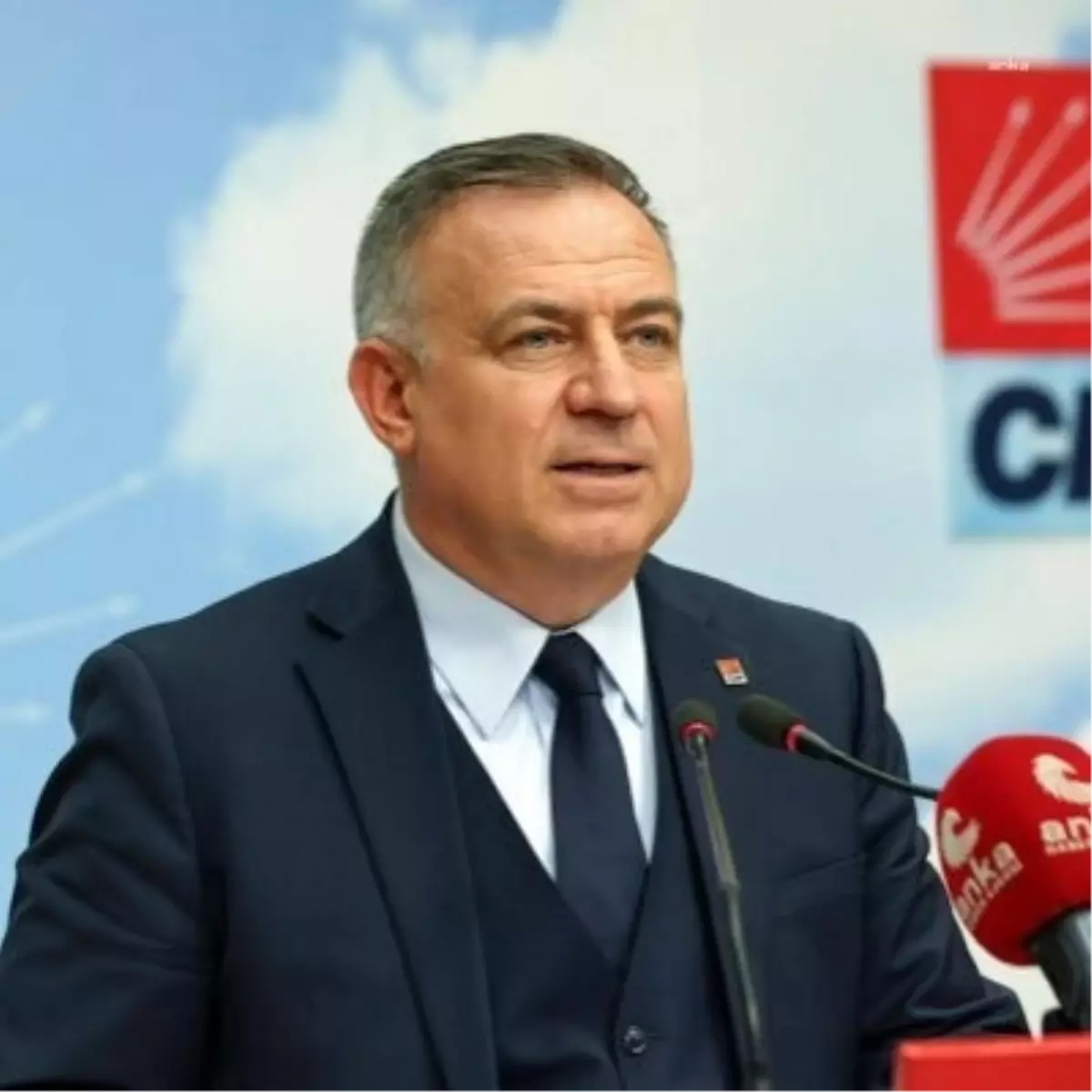 CHP Genel Başkan Yardımcısı Gökan Zeybek: Hava müdahaleleri yetersiz, Bakanlar çağrılarımıza dönmüyor