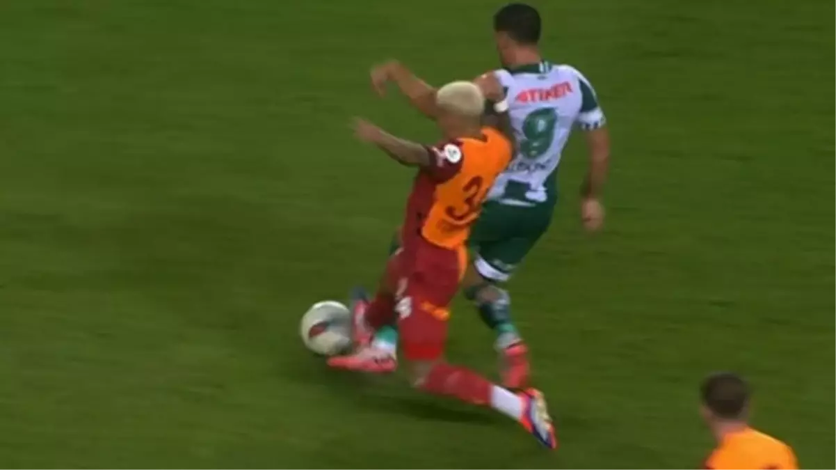 Icardi\'nin iptal edilen golünde faul var mı? Ünlü yorumcular tereddüt etmeden aynı yönde görüş belirtti