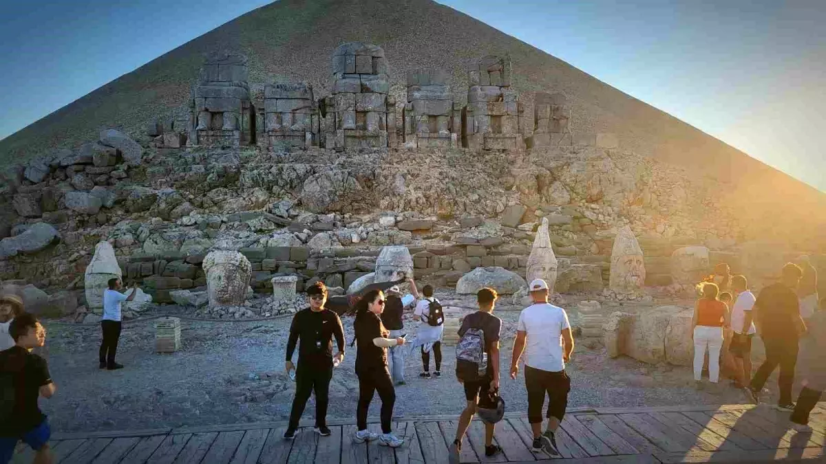 Nemrut Dağı\'na Turist Sayısı Azaldı