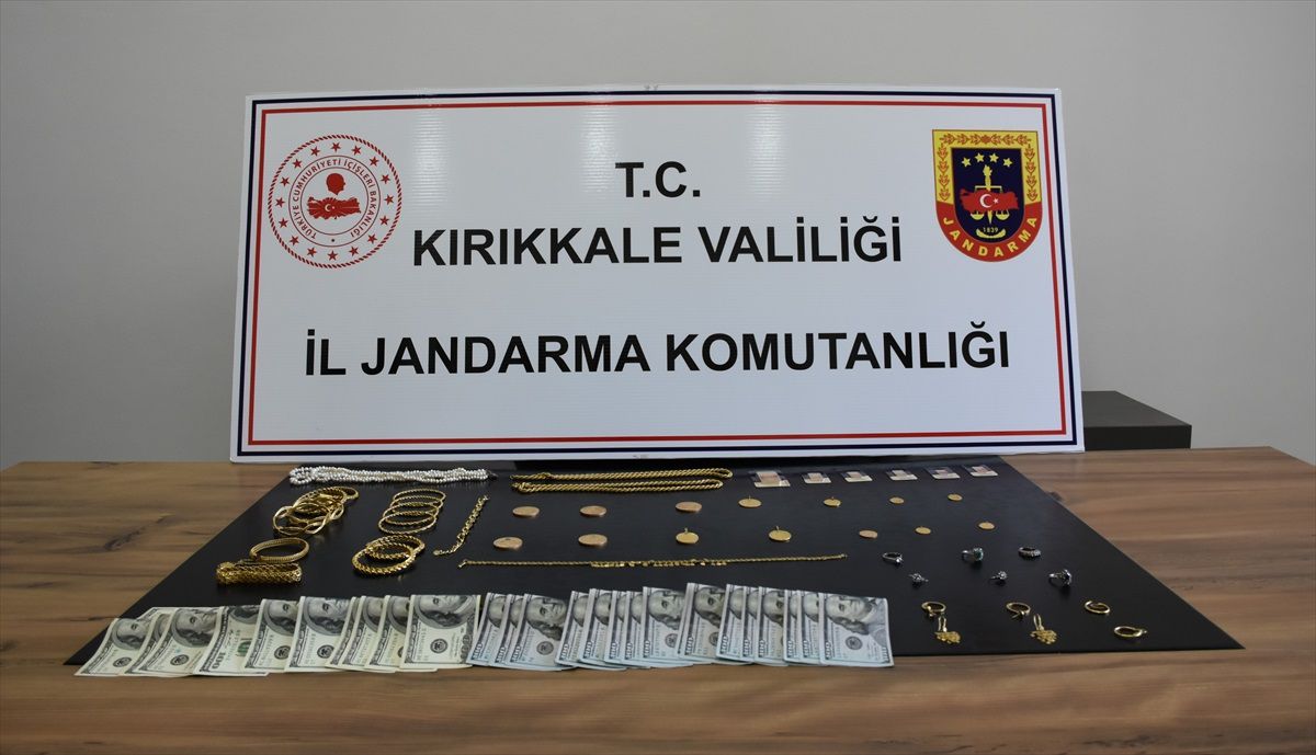 Kırıkkale\'de Kendisini Polis Olarak Tanıtan Şüpheli Yakalandı