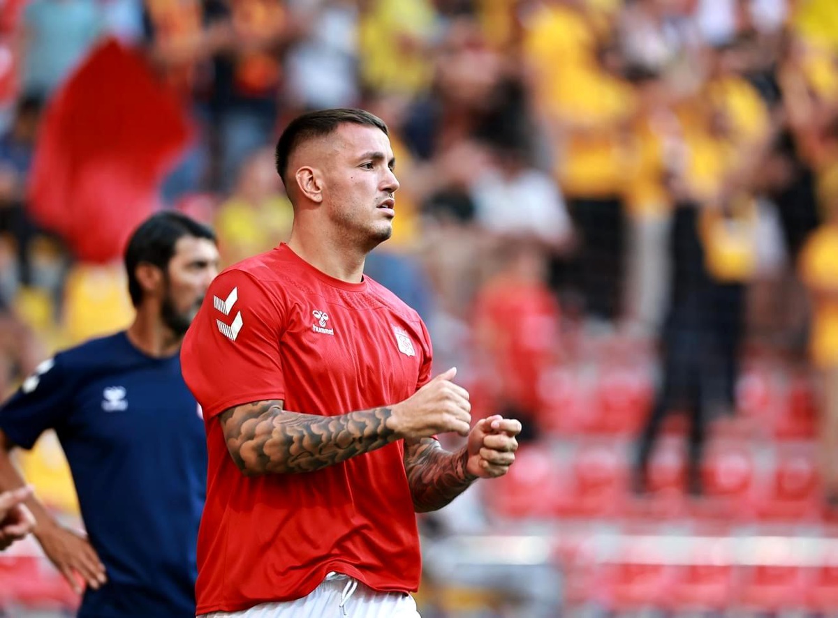 Sivasspor Kulübü, Rey Manaj Transferi Hakkında Açıklama Yaptı